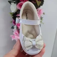 Sapatilha Infantil Bebe Verniz Com Laço e Perolas