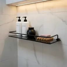 Prateleira Porta Shampoo - Vidro - 50x10cm - 8mm Grade Preta