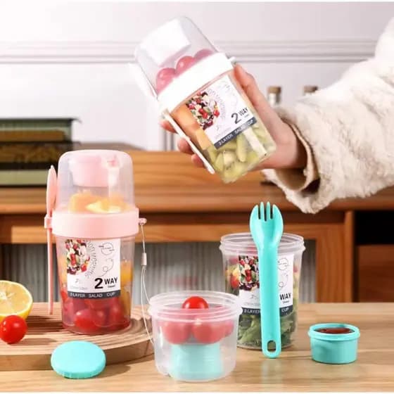 Copo Portátil Para Salada e Frutas - Pote Duplo Com Tampa, Colher e Divisória Multiuso
