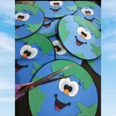 PAINEL EM EVA MUNDO MEDIO.