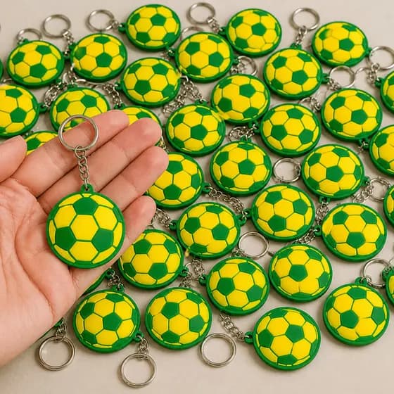 KIT Chaveiro Bola Futebol Verde Amarelo Lembrancinha Esporte Copa do Mundo Festas Brindes Mimo