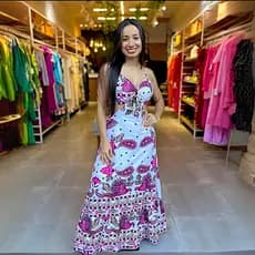Vestido Longo Feminino Floral Fucsia Elegante com Bojo Decote Ajustável Verão Chic