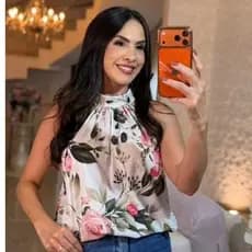 blusa social feminina estampada gola alta com botões e elástico na cintura