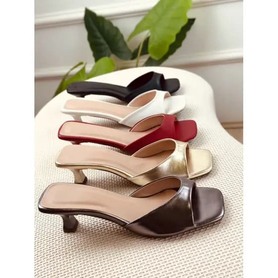 Sandália Mule Tamanco Feminino Salto Baixo 4,5cm Taça Bico Quadrado Elegante Confortável Vermelho Preto Branco Dourado