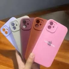 Capa Capinha Para IPhone12 12Pro 12ProMax Silicone Aveludada C/ Proteção na Câmera Fechada Case Quadrada