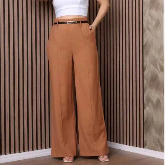 Pantalona alfaiataria com cinto