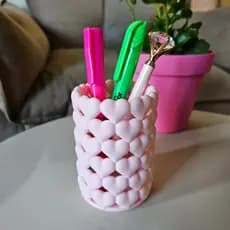 Porta-canetas Corações, Organizador de mesa, Organizador de canetas, Porta-objetos, Decoração, Material escolar, Amor