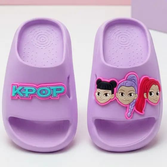 Chinelo Nuvem Infantil Menina Sandália Feminina Huntrix Super Lançamento