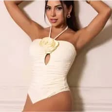 ROUPA FEMININA BODY  TAMANHO M VESTE ATE G