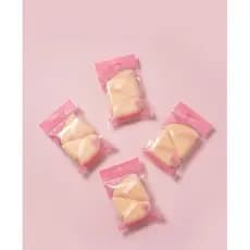 Esponja para pô Triangular de maquiagem A esponja que deixa sua maquiagem mais bonita e uniforme!
