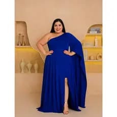 Vestido Feminino Longo com Capa Plus Size
