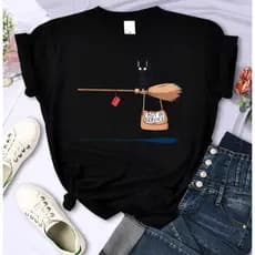 Camiseta Feminina Gatinho Vassoura de Bruxa Not In Service Camisa Blusinha T-shirt  100% Algodão Moda Maligu