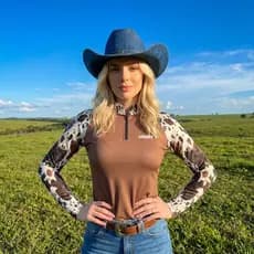 Camisa Camiseta Agro Feminina Pecuária Country Cow Print Brown com Proteção Solar UV50+