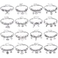Kit 1- 3 Pulseira kit com 1ou 3 pc Pulseira Berloques Prata Estilo Feminina Presente moda/Modelo aleatório