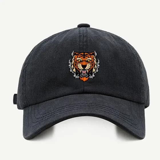 Bone baseball masculino preto Tigre ParanoicoCom regualgem cores bege e branco