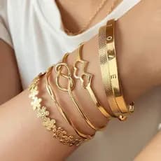 Kit 6 Novo conjunto de pulseiras personalizadas, a melhor opção de presente para corações apaixonados.