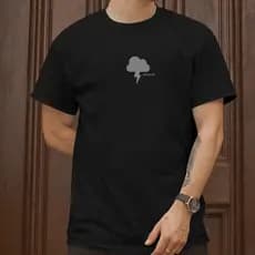 Camiseta Básica Nuvem Estampa Frontal 100% Algodão Malha Confortável Reforçada