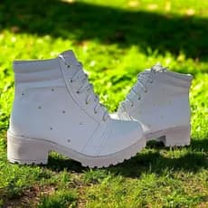 Coturno Feminino Bota Cano Curto Salto Bloco Grosso Baixo Confortável Delicada Com Bordado Moda Tendencia