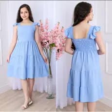 vestido juvenil  midy suceso  A saia em três marias dá um toque de leveza e movimento ao look.
