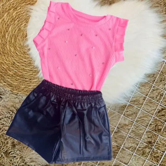 Conjunto Infantil Menina Shorts Couro Cirre e Blusa Feminina Juvenil Luxo