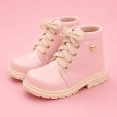 Bota Infantil Menina Coturno Rosa Coração Botinha Feminina Confortável Para Todas as Ocasiões