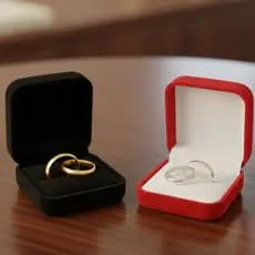 Caixa de Aliança Guarda Anel Namoro Noivado Casamento Veludo Porta Anel Vermelho E Preto