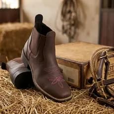 Botina Feminina Country Texana Cano Curto Boiadeira Bordado Western Trabalho Agro Rodeio