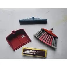 KIT vassoura rodo pá e limpa azulejo