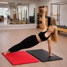 Colchonete Confortável 90x40x2 Impermeável  2 Cores  Disponíveis ideal para Academias e Pilates