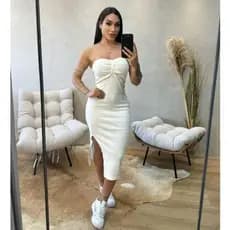 Vestido Feminino Midi Tomara Que Caia Canelado Elegância e Ousadia Unidas Em Uma Peça Com Bojo