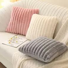 Capa P/ Almofada Em Pelucia Wave Soft Canelada Decorativa - 45x45 Cm