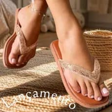 Sandalia feminina chinelo Papete Rasteirinha confortavel estilo em v strass  exclusivo JULIER .