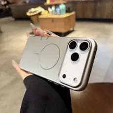 Luxuosa Capa Protetora Magnética Ultrafina Adequada Para iPhone 17 , 16 , 15 , 14 , 13 , 12 E 11 Pro Max