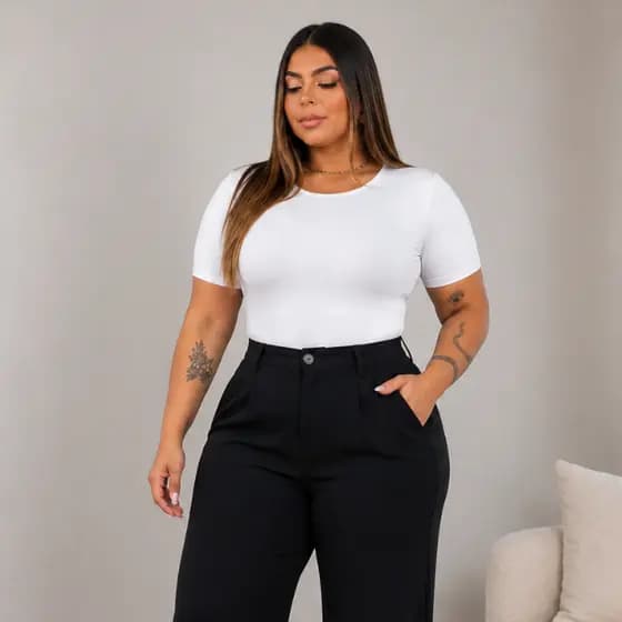 Body Feminino Plus Size Manga Curta com Fecho Suplex Romantic – Conforto e Estilo para Qualquer Ocasião