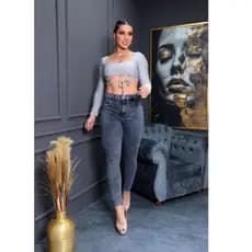 Calça Grafite Skynne feminina levanta bumbum