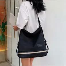Alta qualidade Nylon Mochila Bolsa de corpo cruzadoHá duas maneiras de usá-lo.