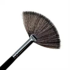 Pincel  Profissional Leque para limpar pó de sombras- Macrilan B108