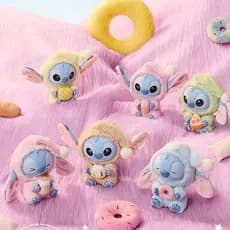 Stitch Blind Box 15cm – Bonecos de Pelúcia com Roupa, Chapéu e Cordão para Bolsa | Presente Surpresa
