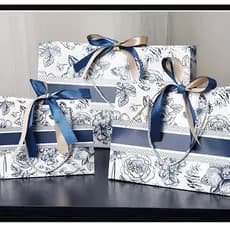 Sacola de Papel de Flores com Fita (16x18x10cm) para Embalagem de Presente e para Festa de Casamento