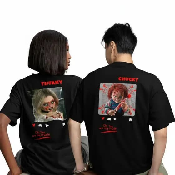 Kit 2 Camisetas Casal Filme Chucky Tiffany Moda Boneco Terror Dia dos Namorado Estilo