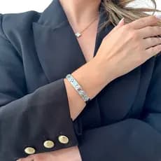 Pulseira Bracelete Moderno Minimalista Trevo - Prateado