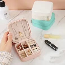 Mini Porta Joias Portátil de bolsa com divicoes para  Brinco Colar e pulseiras