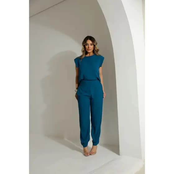Conjunto Feminino Calça Cenoura Forrada e Regata Japonesa Elegante Casual Confortável para Diversas Ocasiões