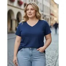 Camiseta Plus Size Feminina ModernaTecido Leve Caimento Perfeito Ideal Para Uso Diário Elegante