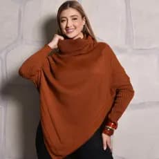 Poncho Feminino Tricot com Gola Alta e Detalhe em Bico tamanho Único