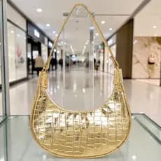 Bolsa Meia Lua Croco Verniz Skybag Forrada Estilosa