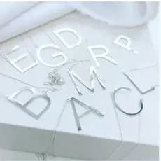 Colar Letra Lisa Folheado Inicial Cravejada cordão veneziana Semi Joia Banhada Folheado a Ouro 18K e Prata 925 4cm