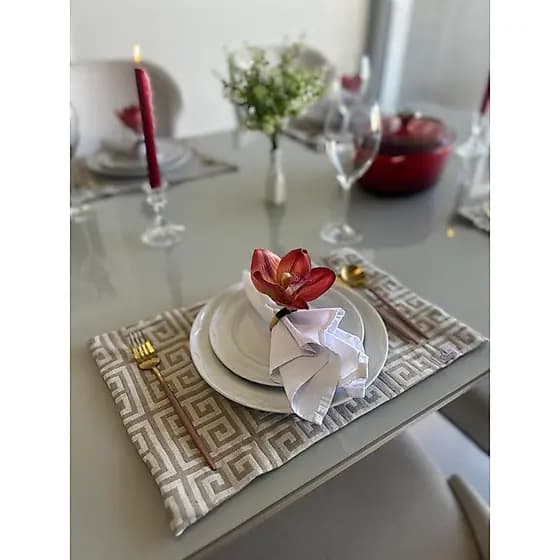 Jogo Americano Luxuoso Com Canto Mitrado 50x36 Em Jacquard kit com 4