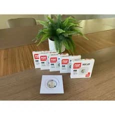 Kit C/ 5 Spots LED Quadrado 4W 3000K luz amarela Bivolt Pop Light
