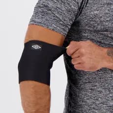Cotoveleira Umbro Neoprene Preta